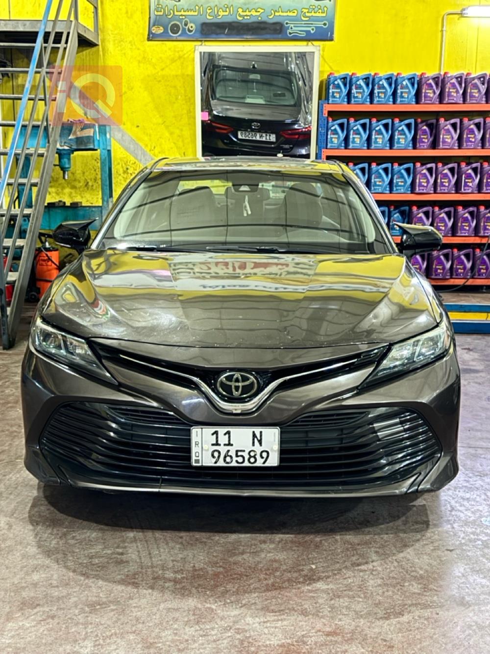 تۆیۆتا کامری